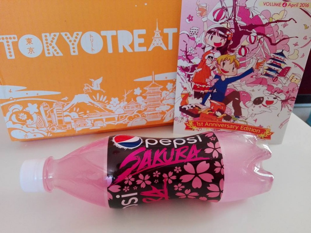 22-TokyoTreat-Japanese-Candy-Box
