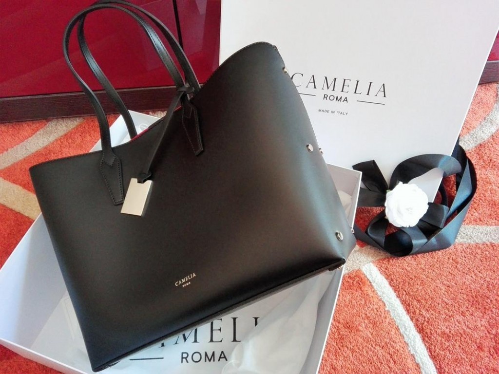 12-camelia-roma-unboxing-2